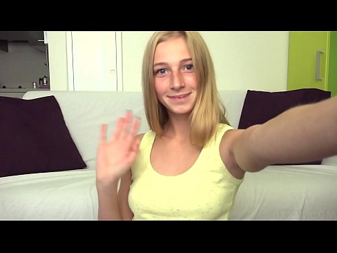 ❤️ Nuair a bhíonn mé leamh déanaim masturbate go leisciúil ar mo phussy bándearg ☑  Físeán porn  uainn ga.porno24-7.ru ﹏
