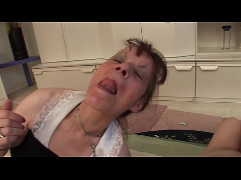 ❤️ Tá triúr ag beirt sheanmháthair agus seanathair amháin ☑  Físeán porn  uainn ga.porno24-7.ru ﹏